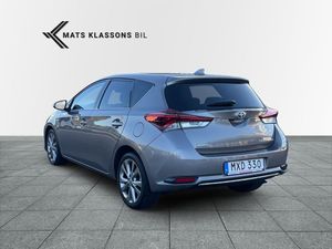 Toyota Auris bild 2