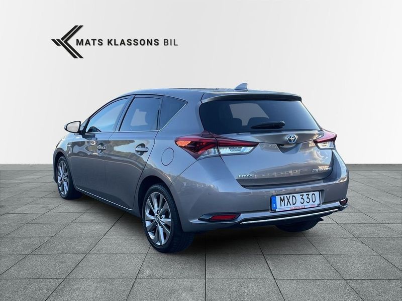 Toyota Auris bild 2