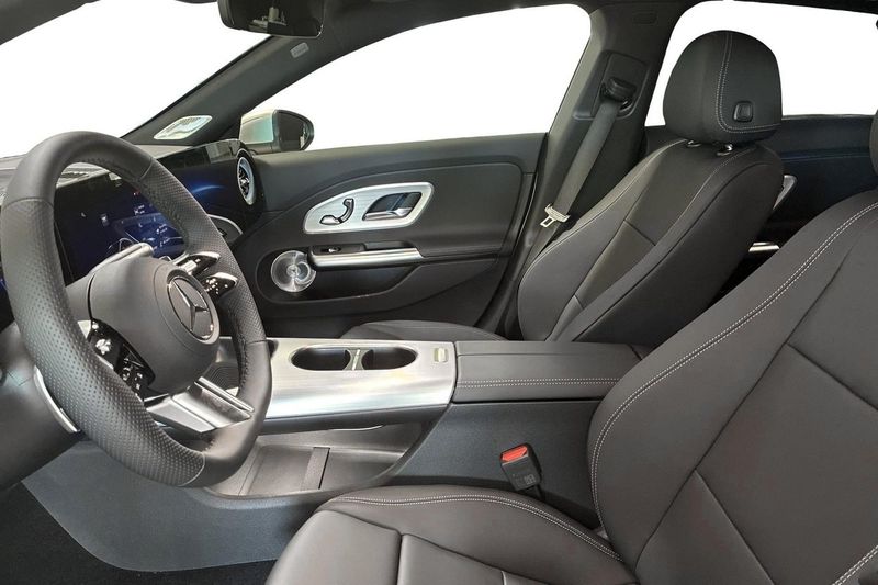 Mercedes CLA350 bild 11