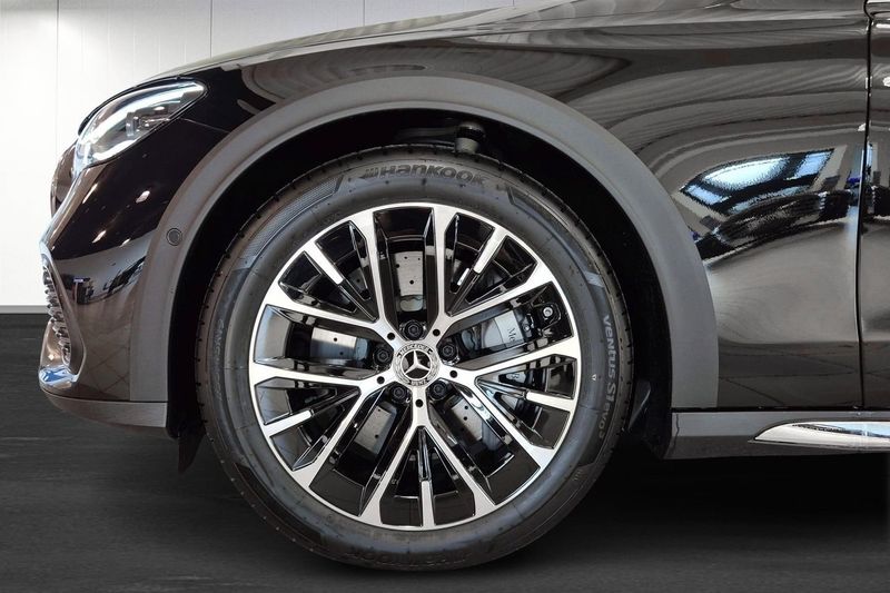 Mercedes E300 bild 6