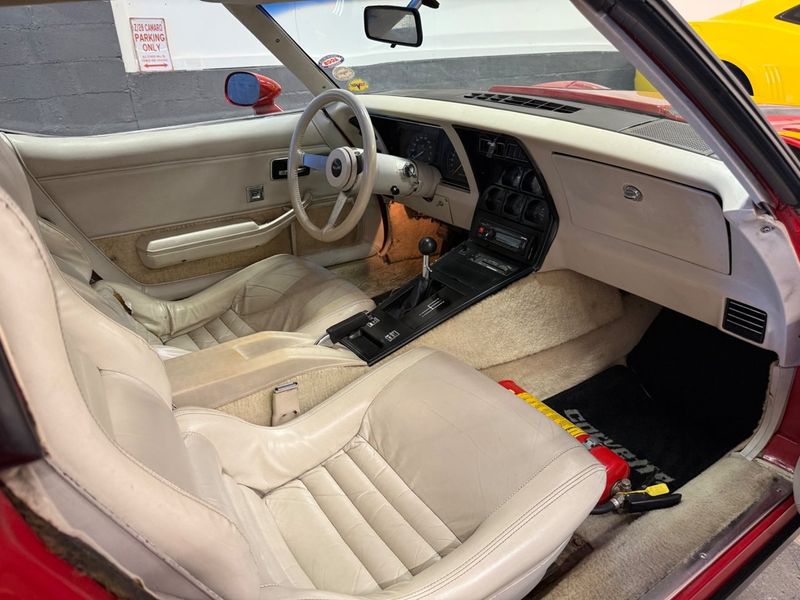 Chevrolet Corvette bild 23