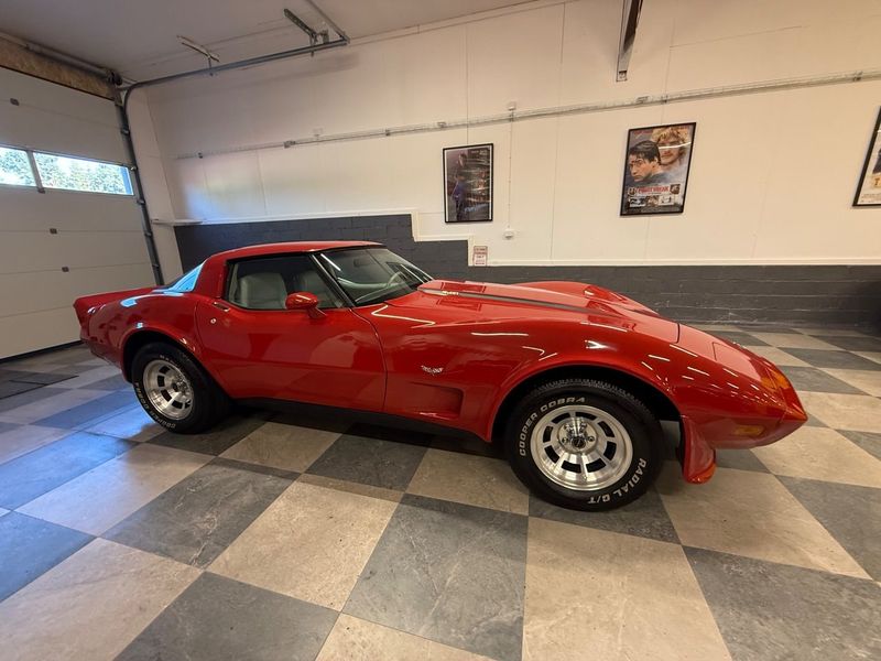 Chevrolet Corvette bild 2