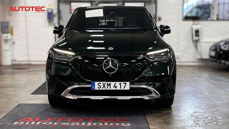 Mercedes EQE350 SUV bild 2