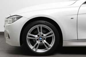 BMW 320 bild 8
