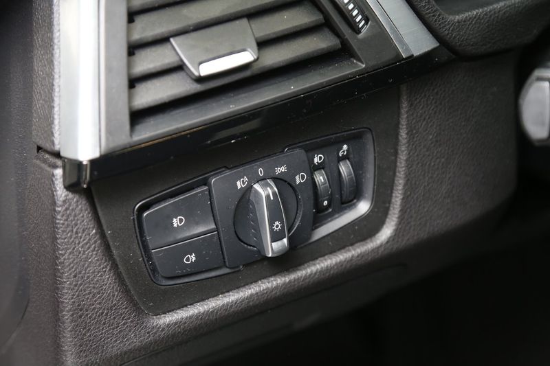 BMW 320 bild 12