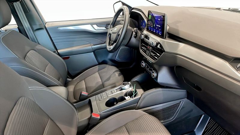 Ford Kuga bild 3
