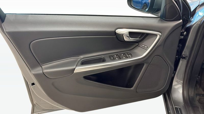 Volvo V60 bild 11