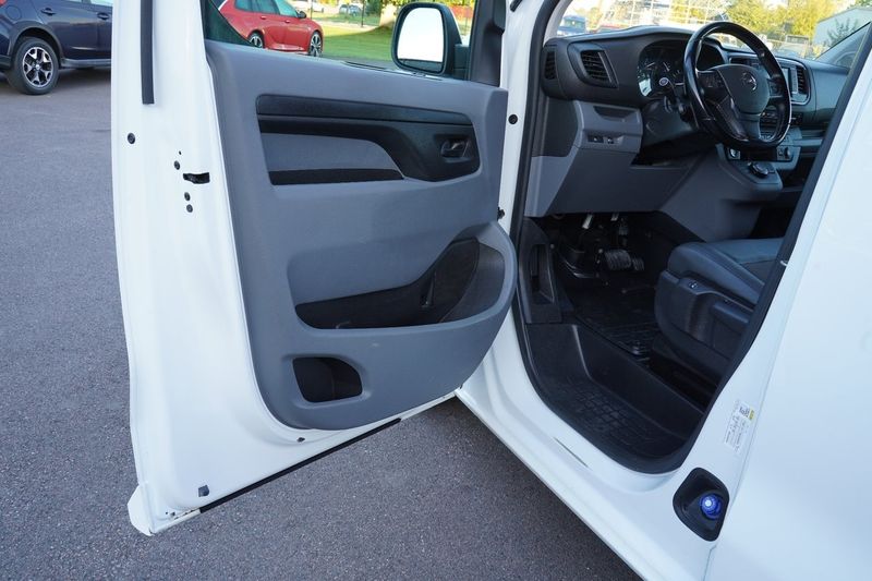 Opel Vivaro bild 9