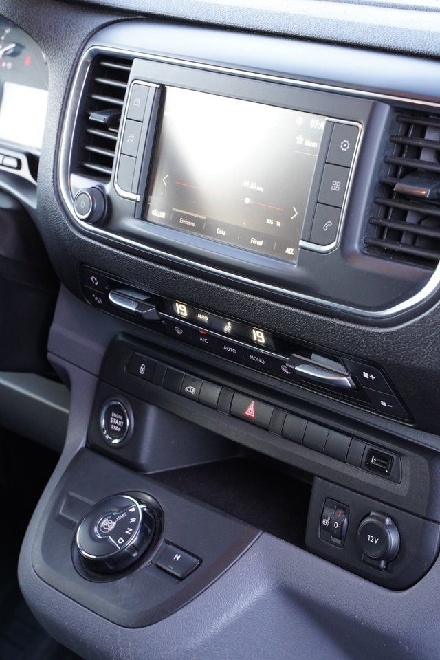 Opel Vivaro bild 22
