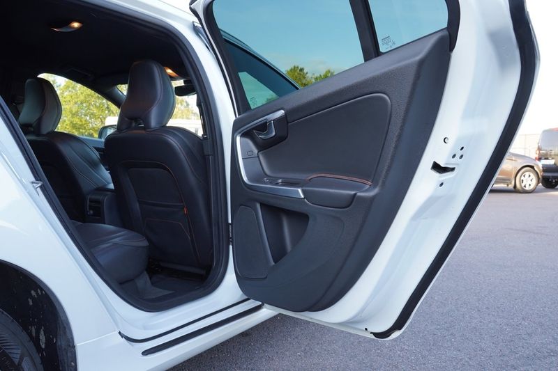 Volvo V60 bild 18