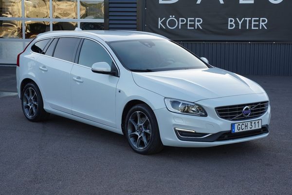 Volvo V60 T5 245HK Automat Ocean Race / Backkamera / Dragkrok - 2016