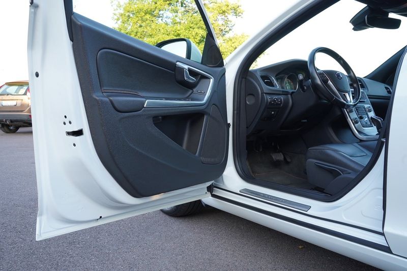 Volvo V60 bild 10