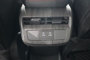 Nissan Ariya bild 7
