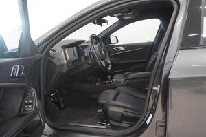 BMW 118 bild 2