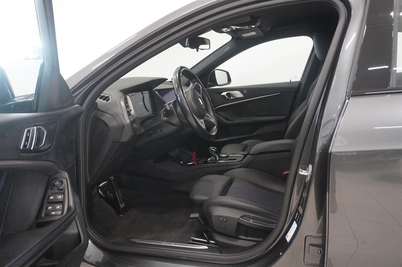 BMW 118 bild 2