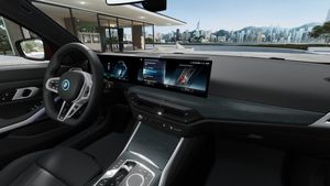 BMW 330 bild 13
