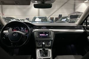 Volkswagen Passat bild 32