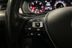 Volkswagen Passat bild 23