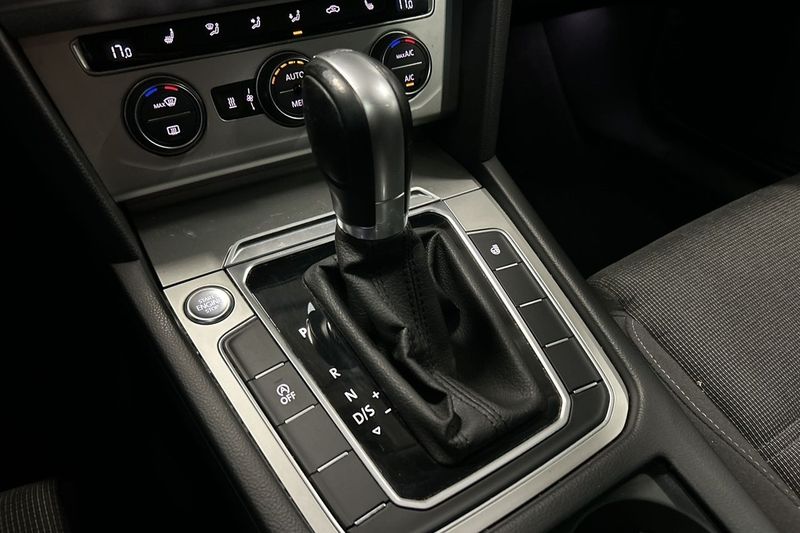 Volkswagen Passat bild 22