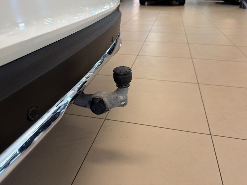 Mercedes GLC220 bild 9