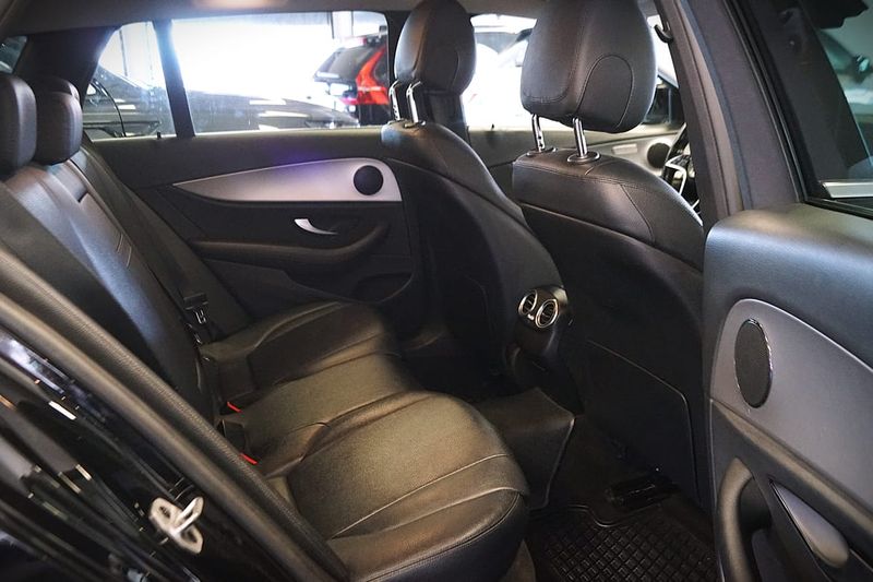 Mercedes E220 bild 18
