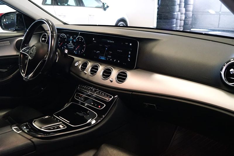 Mercedes E220 bild 16