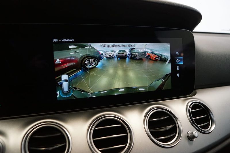 Mercedes E220 bild 14