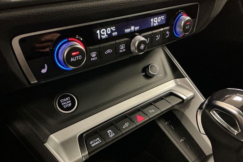 Audi Q3 bild 18