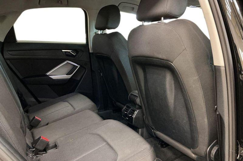 Audi Q3 bild 11