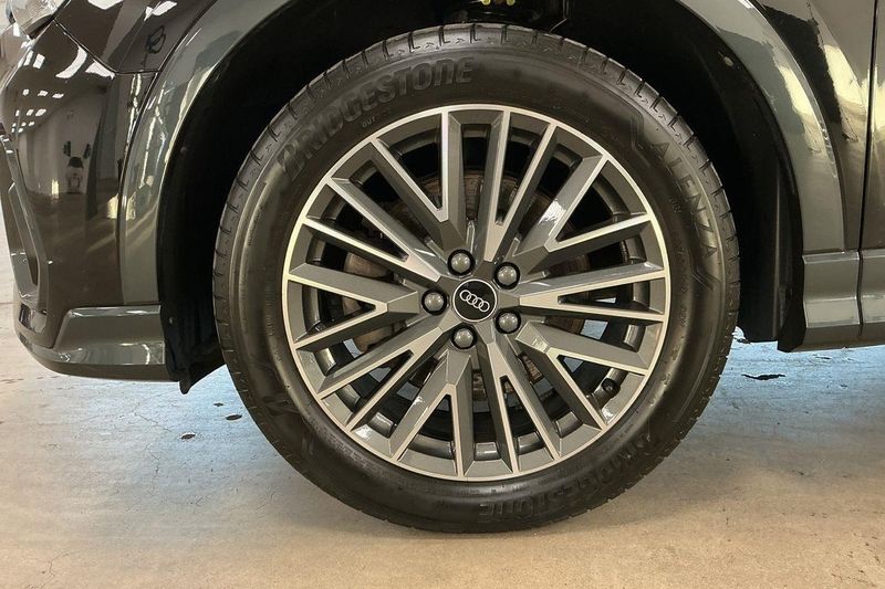 Audi Q3 bild 24