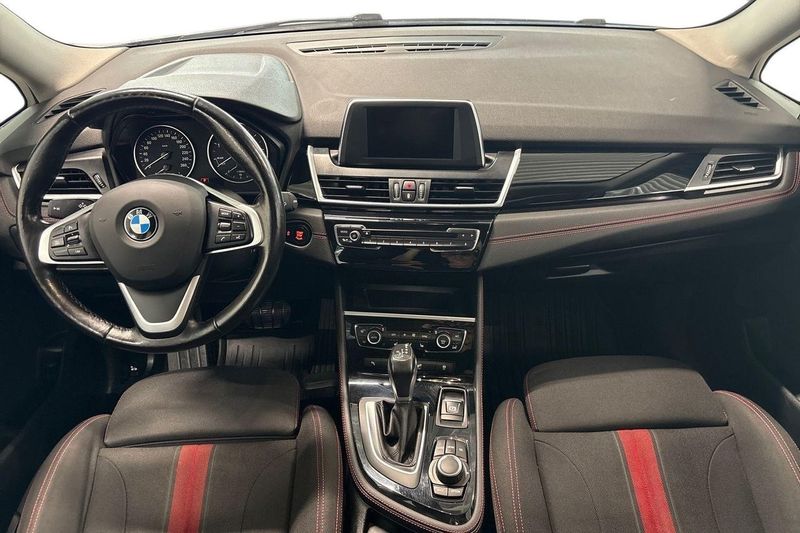 BMW 218 bild 14