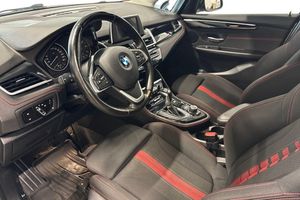 BMW 218 bild 10