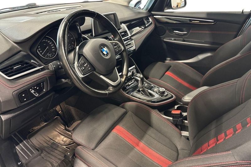BMW 218 bild 10