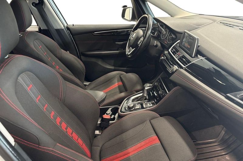 BMW 218 bild 9