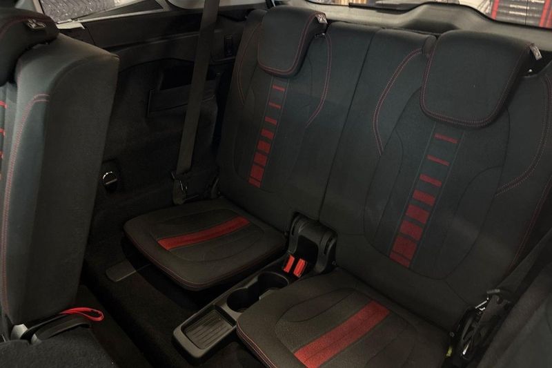 BMW 218 bild 13