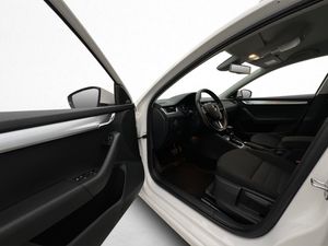 Skoda Octavia bild 8