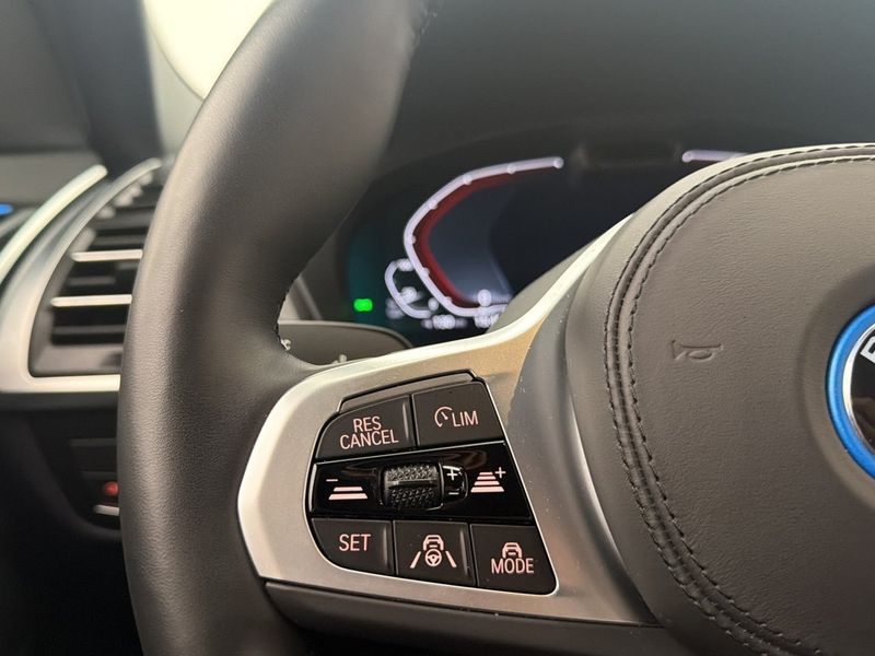 BMW iX3 bild 19