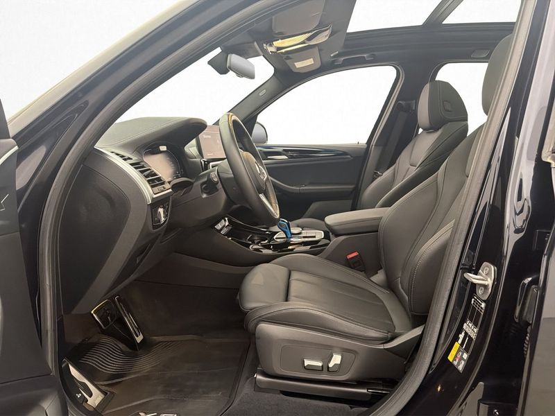 BMW iX3 bild 10