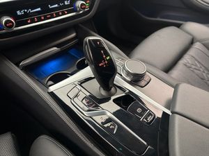 BMW 530 bild 24