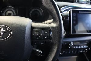Toyota Hilux bild 9