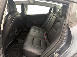 Tesla Model 3 bild 27