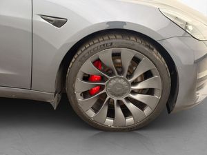 Tesla Model 3 bild 33