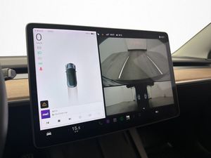 Tesla Model 3 bild 17