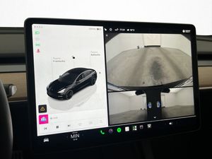Tesla Model 3 bild 17