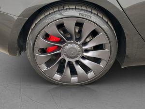Tesla Model 3 bild 33