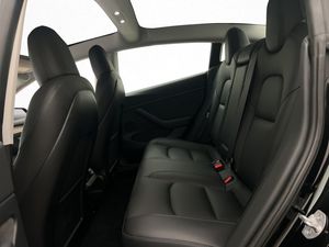Tesla Model 3 bild 27