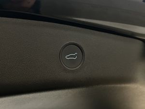 Tesla Model 3 bild 28