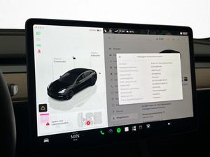 Tesla Model 3 bild 21