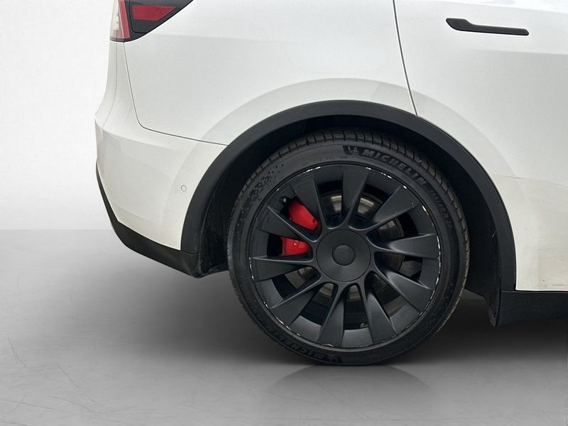 Tesla Model Y bild 31