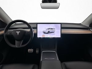 Tesla Model Y bild 13